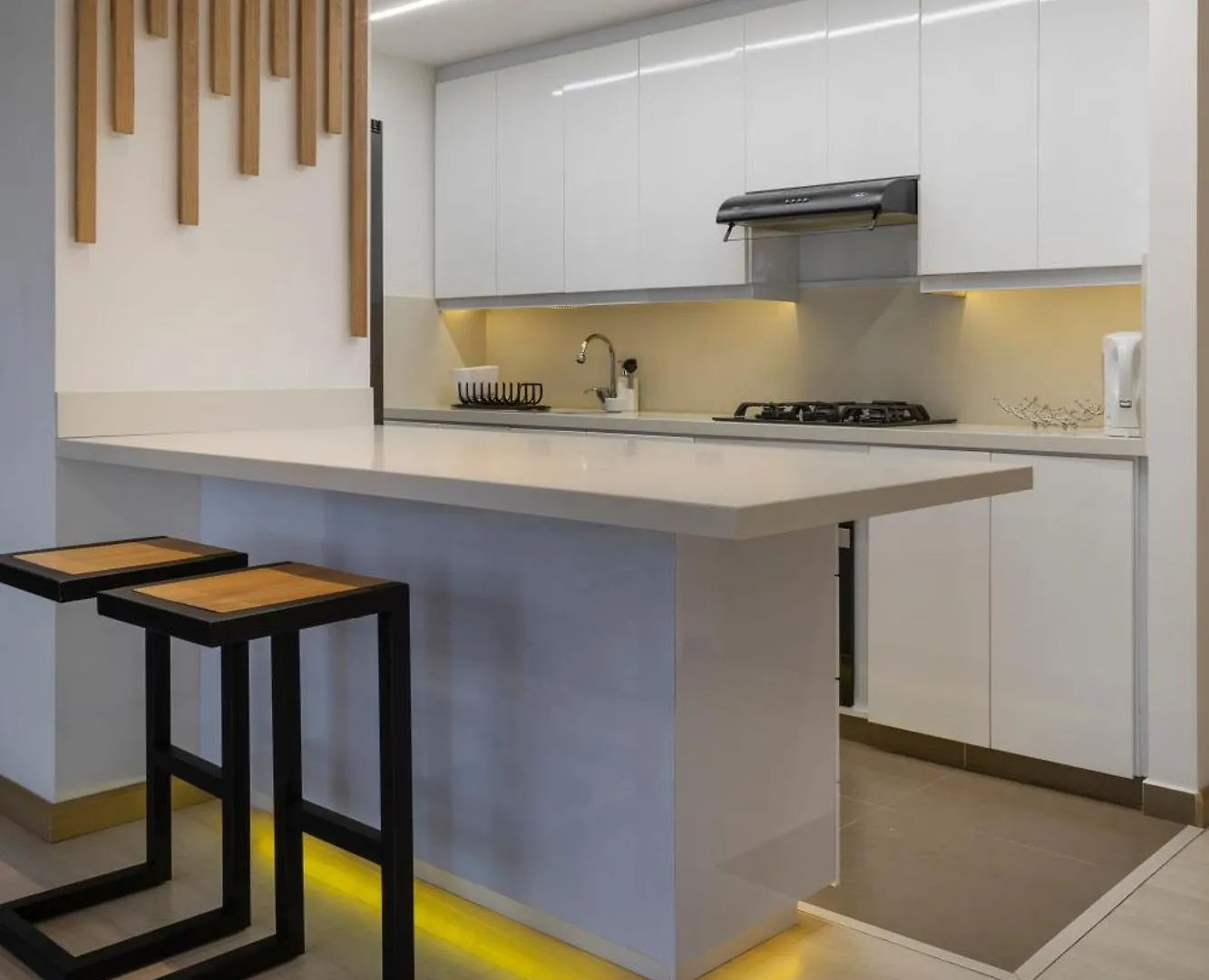Amplio, Lujoso Y Exclusivo Apartamento Con Terraza Y Vista Envigado 0*,