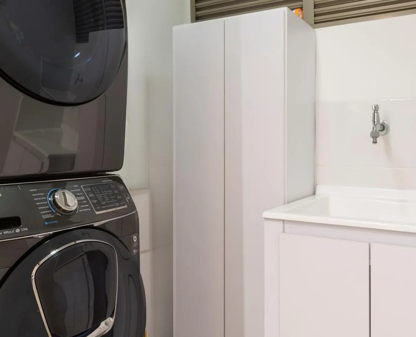 Amplio, Lujoso Y Exclusivo Apartamento Con Terraza Y Vista Envigado Apartment
