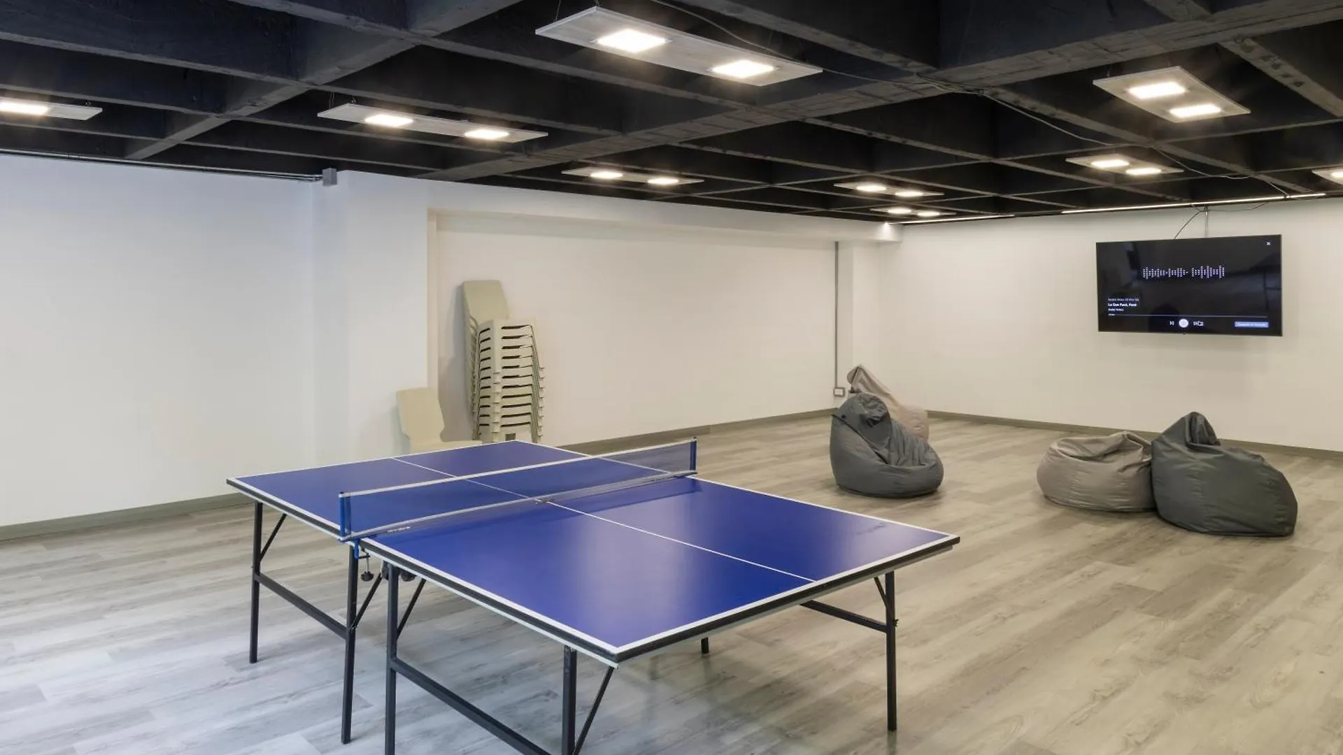 Amplio, Lujoso Y Exclusivo Apartamento Con Terraza Y Vista Envigado Apartment