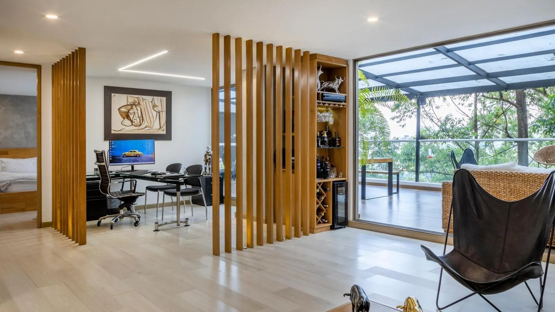 Amplio, Lujoso Y Exclusivo Apartamento Con Terraza Y Vista Envigado Apartment